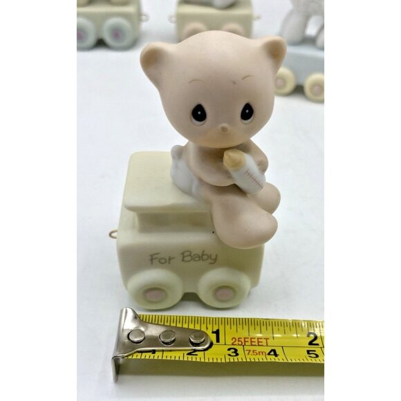 8 Vintage Precious Moments Birthday Train Figurines Set Ages 0–6 Clown Animals - Picture 9 of 16